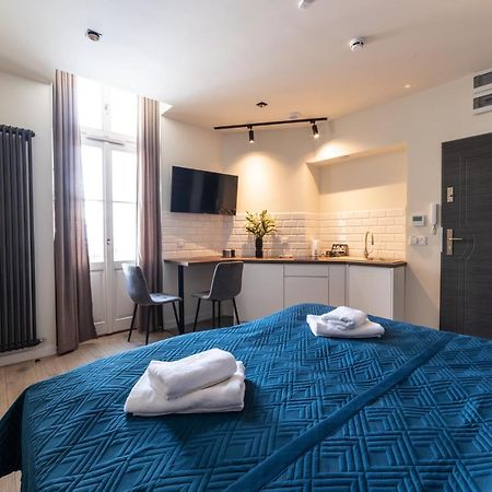 Milu Apartments Sebastiana Красков Екстериор снимка