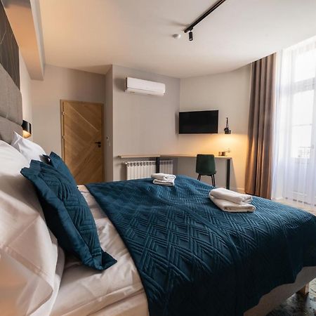 Milu Apartments Sebastiana Красков Екстериор снимка