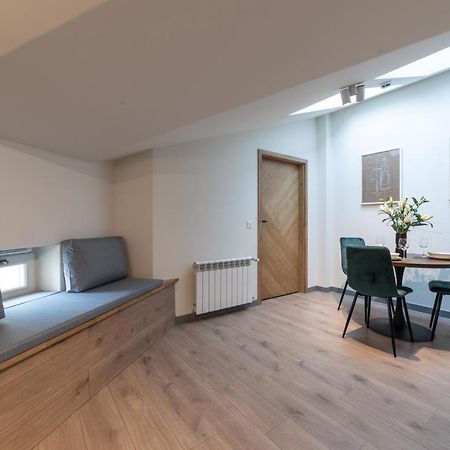 Milu Apartments Sebastiana Красков Екстериор снимка