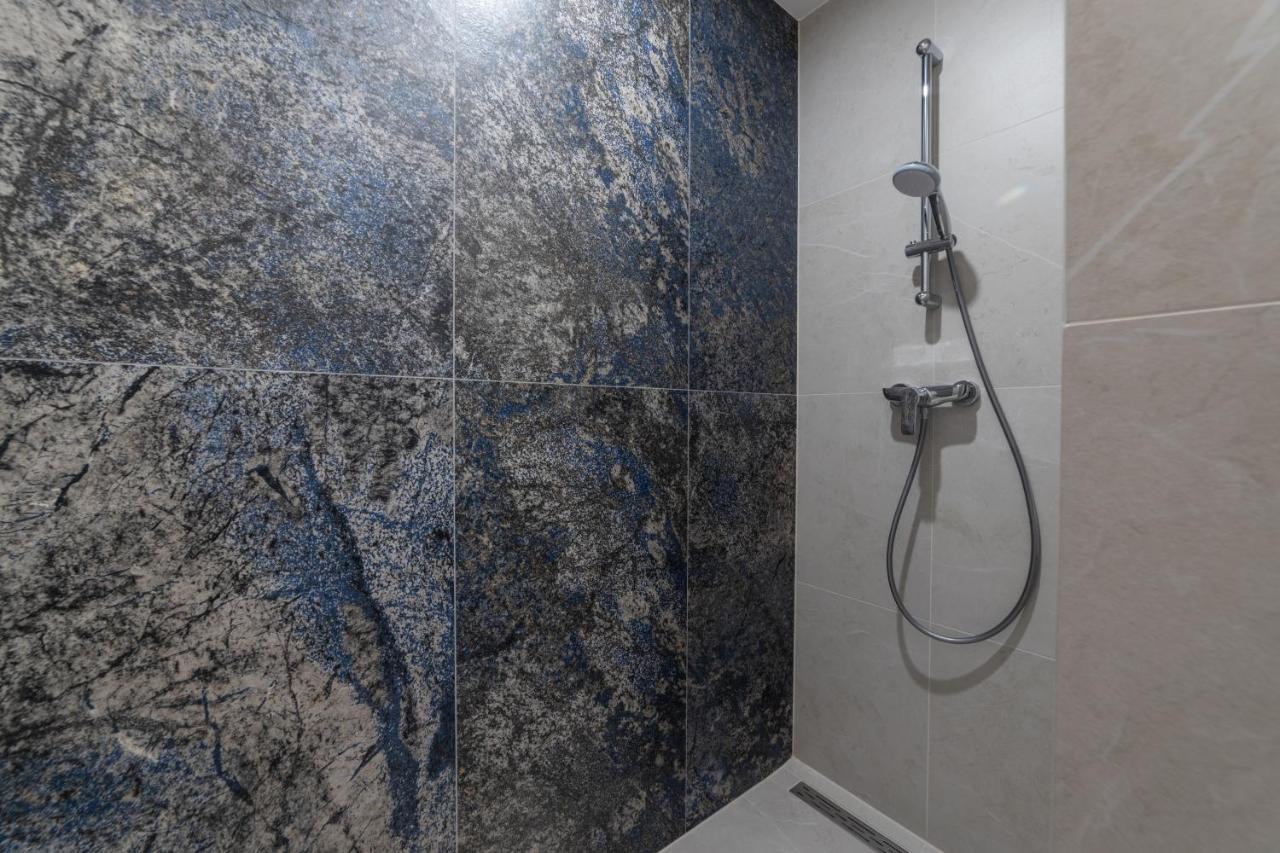Milu Apartments Sebastiana Красков Екстериор снимка