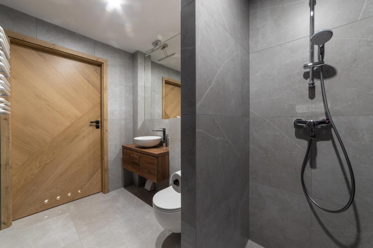Milu Apartments Sebastiana Красков Екстериор снимка
